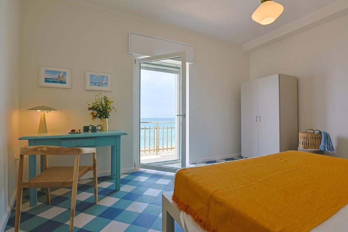Panoramico Appartamento Lido Conchiglie ガリポリ エクステリア 写真